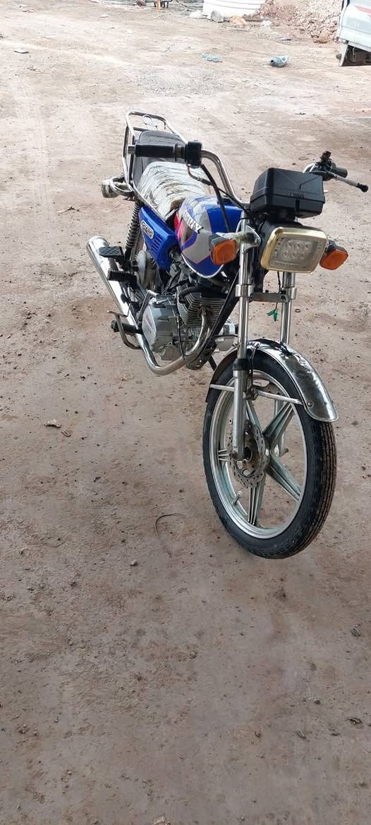 سلام عليكم دراجه للبيع موديل ٢٠٢٠ اوراق اصوليه مكان بغداد نهروان سعره ٣٥٠ رقم ***********
