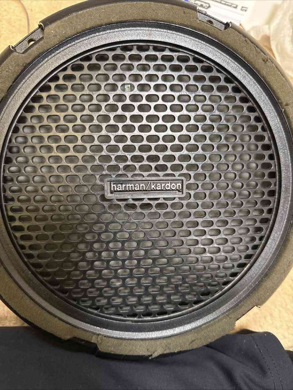 متوفر سماعات تفصيخ اصلي تشكيله💀🔊
يتوفر سماعات تفصيخ اصلي دائري حجم 6انج  و4انج ودمام 8انج

جميع الماركات الاصليه ونظافه 100‎%‎💀🔊🔊

تفاصيل اكثر بل صور وفيديو يوجد توصيل لكافة المحافظات☠️🔊


**إذا كنت صاحب هذا الإعلان وتريد حذفه لأي سبب، رجاءا أرسل رسالة إلى الدعم الفني**