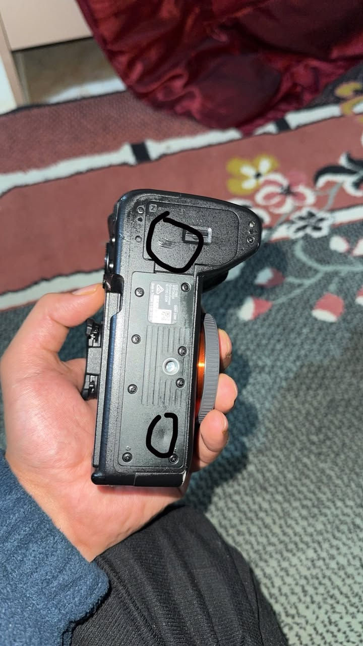 سۆنی مارکی چوار لێنزی ٥٠ ملم کارتۆنو هەمووی ماوە
نرخ ١٣ گەڵا


**إذا كنت صاحب هذا الإعلان وتريد حذفه لأي سبب، رجاءا أرسل رسالة إلى الدعم الفني**