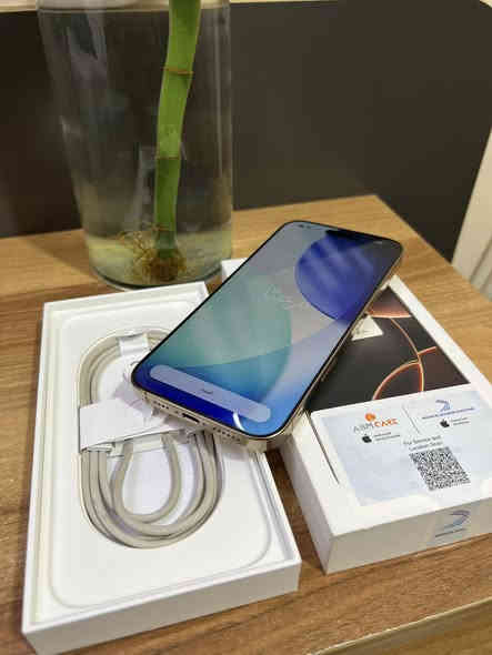 مـرحبا جميعاً 
⸻

📱 للبيع: iPhone 16 Pro Max - إصدار الشرق الأوسط (خط واحد)

🔹 المواصفات:
 • الموديل: iPhone 16 Pro Max
•الضمان المحدود تاريخ انتهاء الصلاحية 7 فبراير 2026
 • اللون: ذهبي / Gold
 • سعة تخزين (256GB)
• عدد الدورات (271)
• تاريخ التصنيع (تشرين الأول 2024)
• أول استخدام (شباط 2025)
• حالة البطارية 98%
 • الضمان: ضمان Arab Business Machine (ABM) – الموزّع المعتمد من Apple في الشرق الأوسط.
• الحالة /  مستخدم نضيف جداً).
• الملحقات: الكيبل الأصلي والعلبة الأصلية 

⸻⸻
•السعر 1400 مجال بسيط مكاني اربيل هولير 
⸻⸻
للاستفسار خاص او الاتصال ***********
