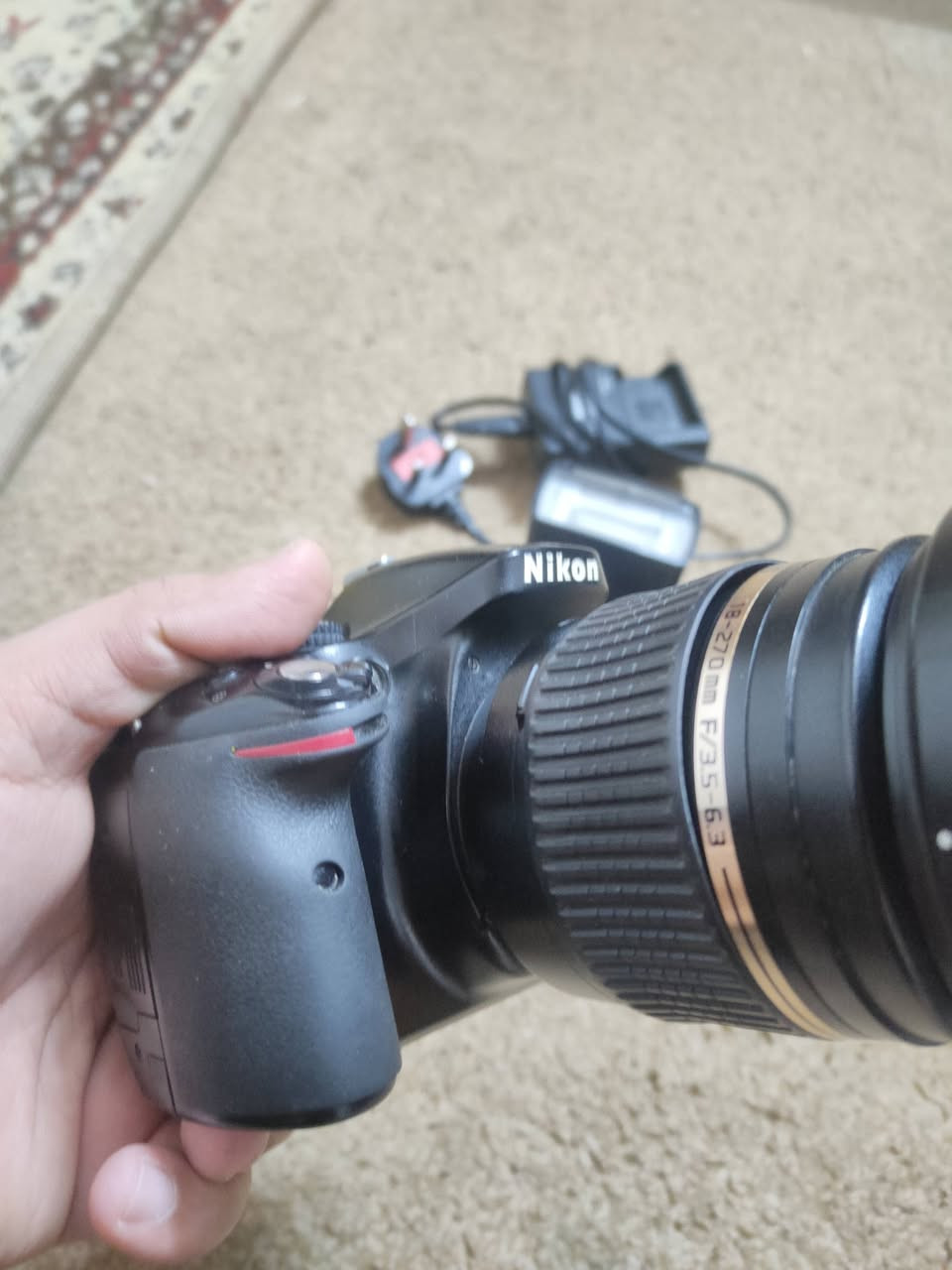 كامره نيكون 5200 
 
مع ملحقاته 

گرب 
فلاش
شاحنه
جنطه 

المكان بغداد لايوجد توصيل 

سعر خاص


**إذا كنت صاحب هذا الإعلان وتريد حذفه لأي سبب، رجاءا أرسل رسالة إلى الدعم الفني**