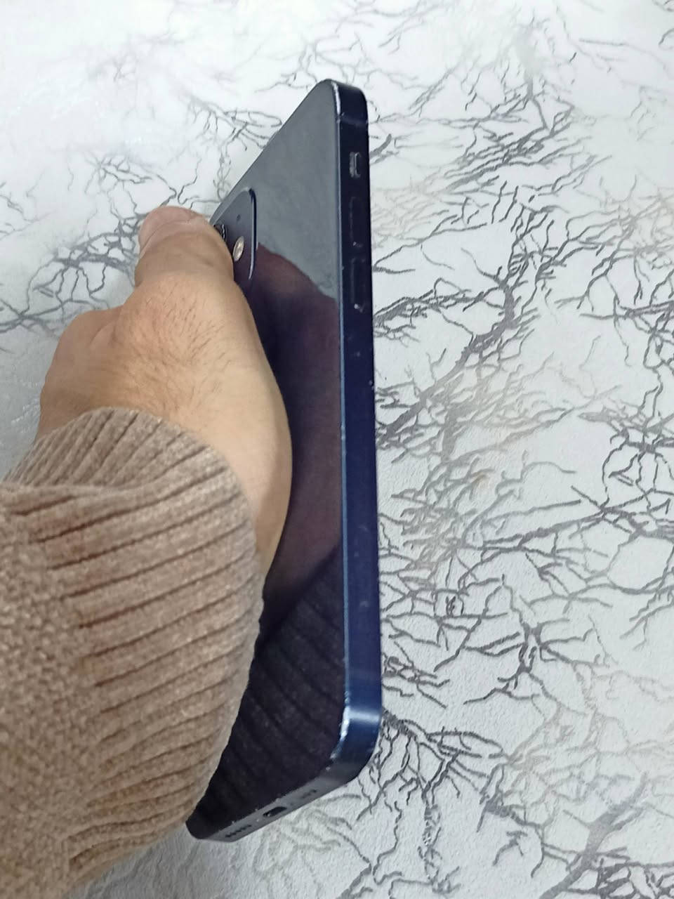 للبيع فقط اعتذر عن المراوسه
آيفون12عادي 

ذاكره64

باتري72

نضافه70بل100

السعر220 

***********
***********
متوفر واتساب
