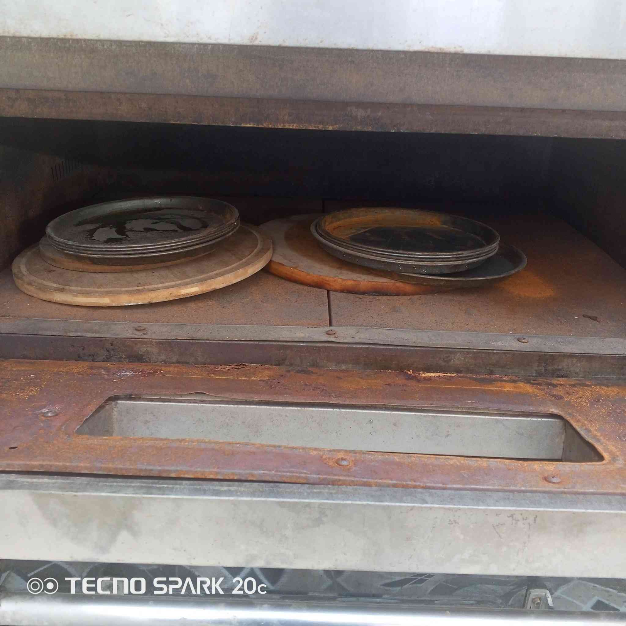 فرن اوتوماتيك. لبيع محول من كهرباء إلى غاز مكاني شطره
***********السعر مناسب جدا
