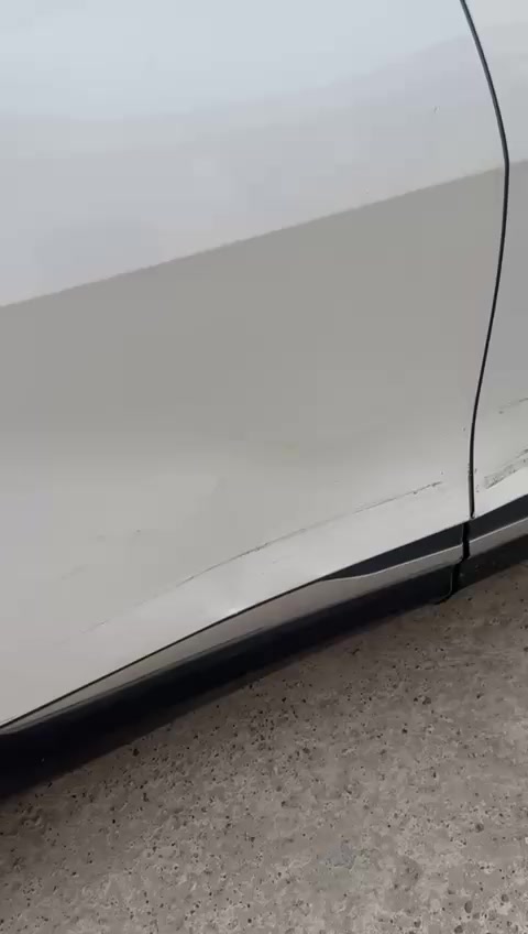 السلام عليكم
بيع أو مراوس سورنتو 
سبورتج ٢٠٢٢ ماشيه ٧٠ بيها طخه بل بابين مثل ماموضح بل فديو سعرها ٢٠٥
***********
