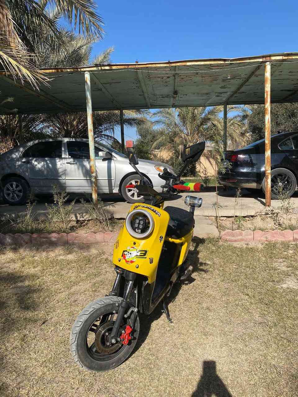 السلام عليكم دراجه شحن للبيع نوع ار9 موديل 2025 دراجه نضيفه وموصفاته 5 بطاريات كبار والملف1200واط وسرعه حقيقي 60مع الوزن ولايت عالي وناصي ورماش و2 دبلات خلفيه غاز و2اماميه دهن ونضام البارك ونضام R رجوع اله الخلف ومنفذ شحن يوسبي ودراجه 4 سرعه وبريكات هايدروليك دهن  وبعد بيه موصفات خير من الله للستفسار  *********** تصل فقط موجود عله الخط  ومكاني الطيفيه جسر سابع جسر الحصوره والسعر 350 وبيه مجال الطيبين
