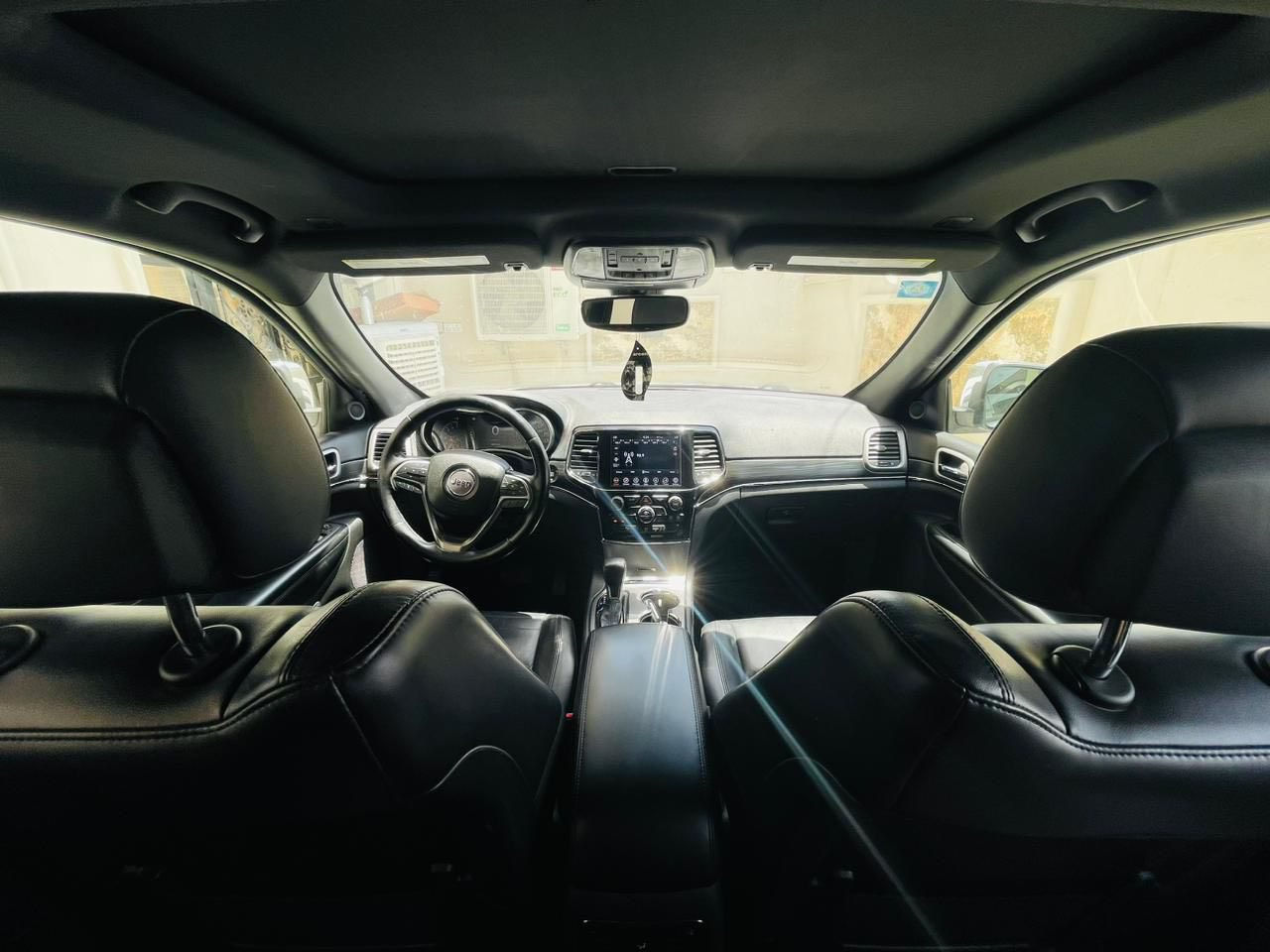 جيب 2020
واردامريكي

ضرر قطعةوحدة بنيد 

سعر 260
ستفسار 

‭0775 541 1488‬
