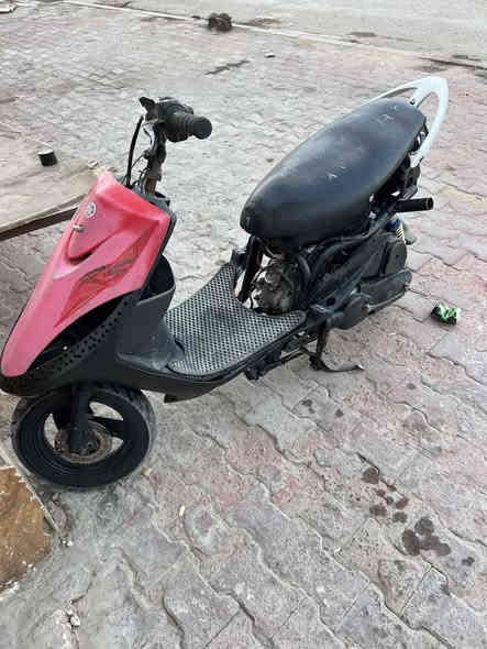 سلام عليكم ماكس عدله مال لعب دراجه جاهزه لانضوح ولاتبخير 55 شلعه ومعدل هندر وسلف شغال عوزه دشلي مكينه خرسه سعر مناسب ***********
