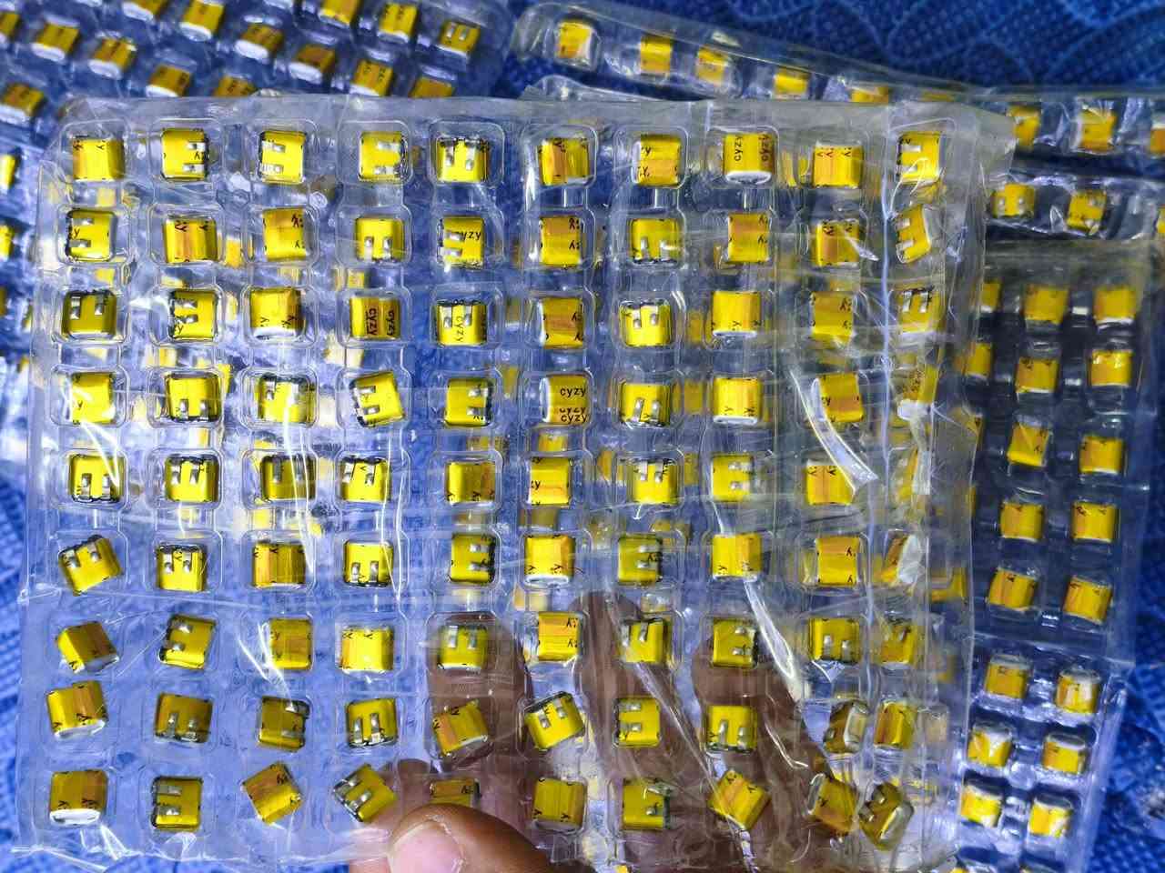 بطاريات ليثيوم أيون بوليمر قابلة للشحن 330 قطعة تريد عدد تريد شلع انطيني سعرك


**إذا كنت صاحب هذا الإعلان وتريد حذفه لأي سبب، رجاءا أرسل رسالة إلى الدعم الفني**