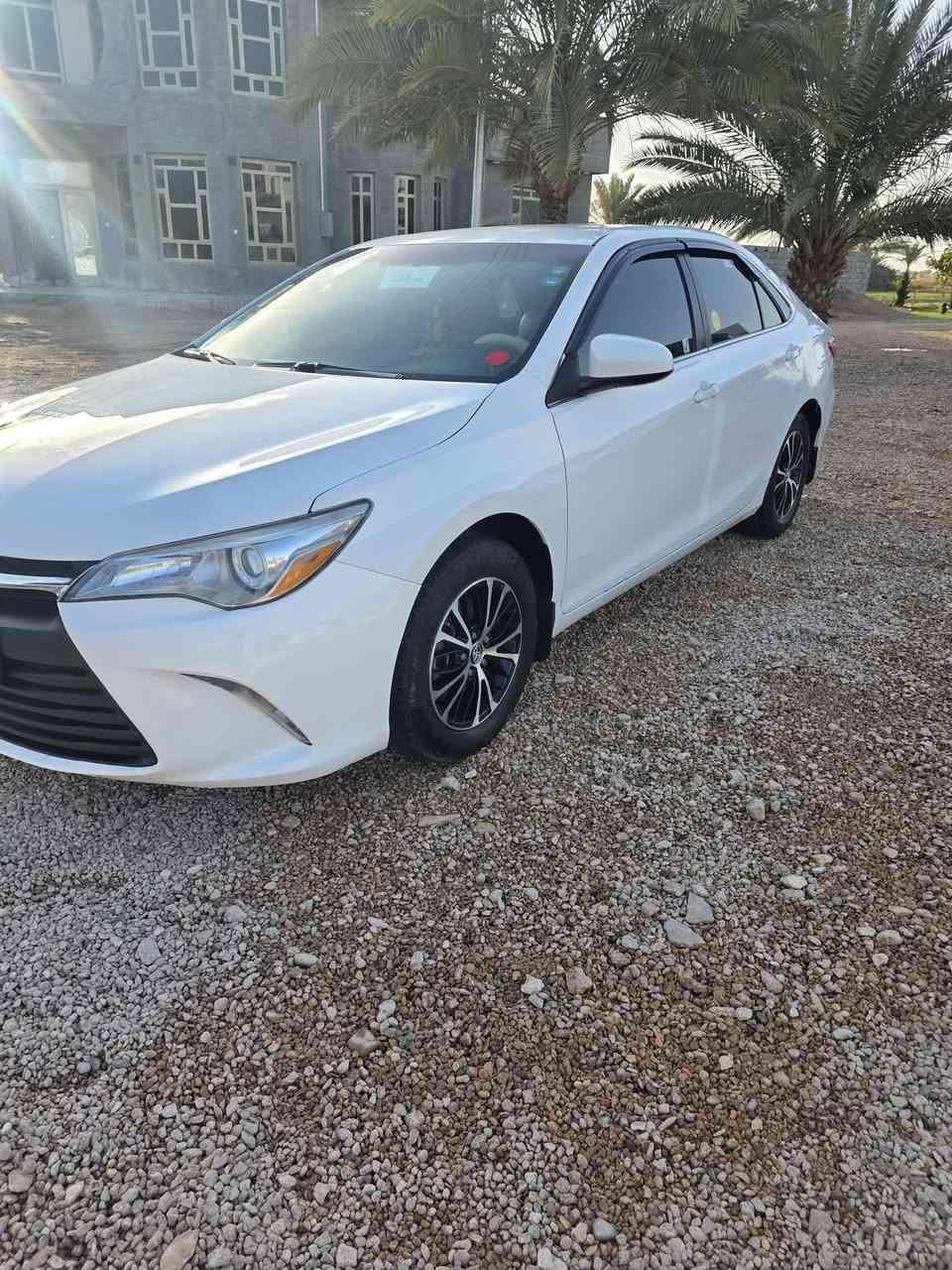 كامري موديل 2016  وارد أمريكي  مواصفات معروفه تفاصيل بل سونار اتصال على رقم فقط *********** مكاني فلوجه
