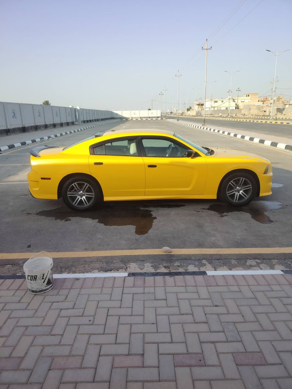 السلام عليكم للبيع جارجر 2013 رقم ذي قار بسمي مصفره هيه ومرور  كير ماوس شفتات ستيرن داخل عسلي  ويل، 18 خليجي سياره محدثه دعاميات ودوس SRT  مكينه كير اكسن خير من الله  تخم تاير جديد حداديه خلفي امامي جديد منضومت فريز كامله  سياره مال جناي ما ناقصها الف  سياره حلوه وحله من صور بيها جاملق وباب جهت العبري  فقط  السعر 145 وبيها مجال بصيط  مكان كوت  مكلف بل نشر  لتصال على رقم ***********
