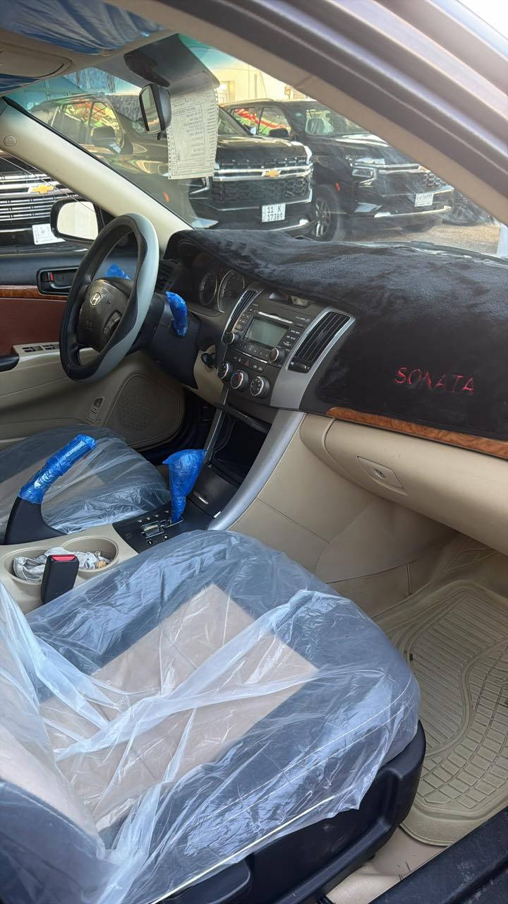 هونداي سوناتا كامل مواصفات موديل 2009 محرك 2400 السيارة نظيفة   بيه صبغ  جاملغ الاتصال ***********
السعر115. ورقه وبيه مجال

