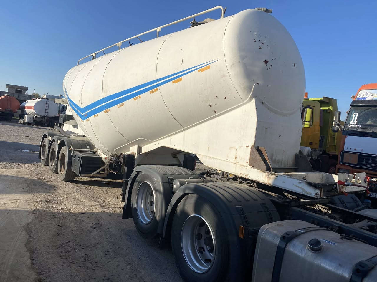 للبيع بطل سايلو 

سايلو 3 قبغات يحمل 45طن  3 دناكير دبل تاير
 
نوع / علمين

السعر /120$

عنوان/ كركوك في معرض رافدين المركزي 
عنوان/ كركوك شارع مطار مقابل جسر حزيران 

***********

***********
