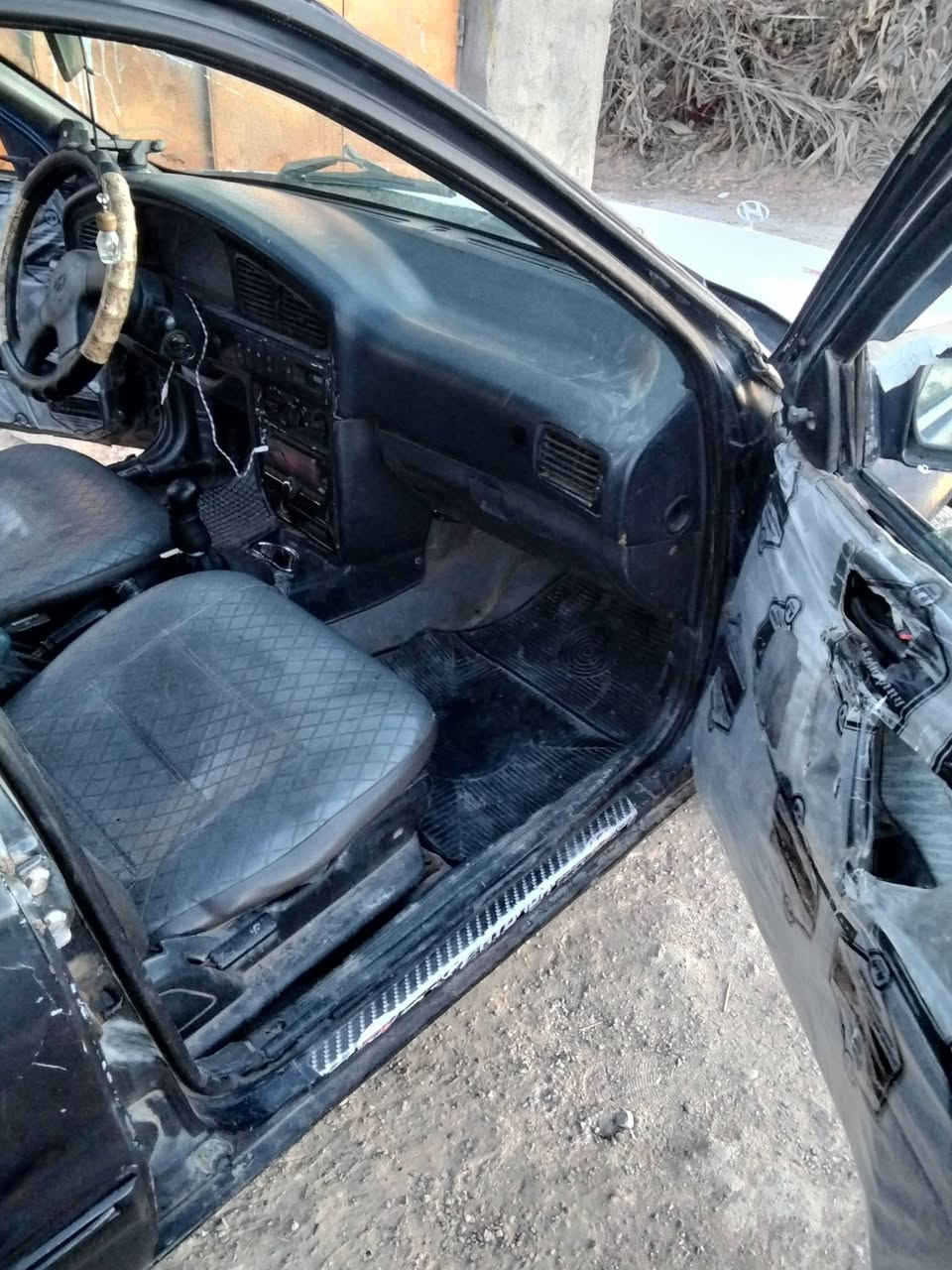 السلام عليكم عندي النتره دمعه 95 للبيع سنويه ل 29 مكاني ديالى السعر 23 وبيها مجال،،***********،،***********
