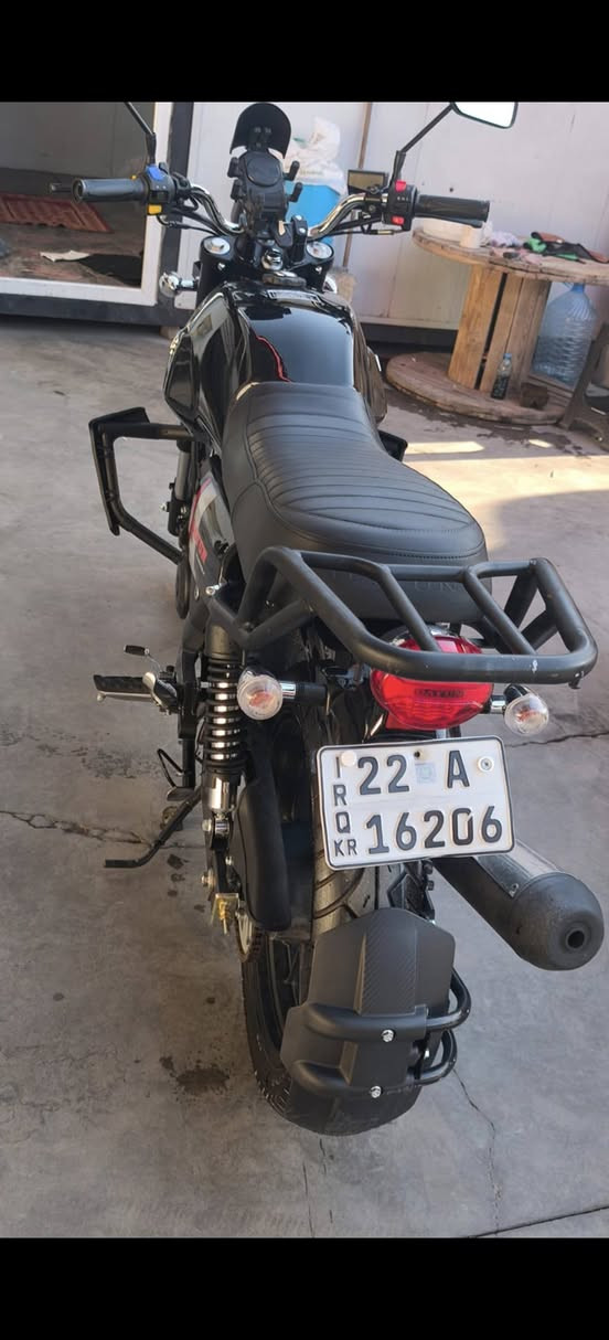 دایوەن لاتی ب اربیل ڕقموسنەوی جدید تحویل تانی لیوم 2025 200 cc ڽنین شهر یشتغلوو 9000km ماشیە جدید أربيل, العراق


**إذا كنت صاحب هذا الإعلان وتريد حذفه لأي سبب، رجاءا أرسل رسالة إلى الدعم الفني**