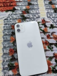 آيفون ١١ • ١٢٨ • بلدي