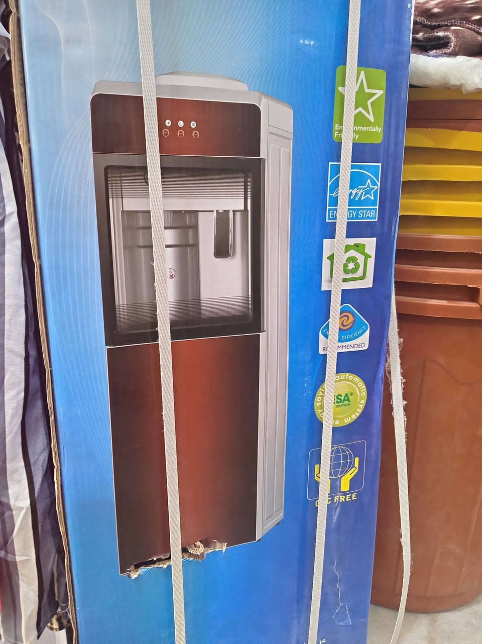 للبيع برادات ماء جديد المكان حديثه الخفاجيه يوجد توصيل
(***********) (***********)
