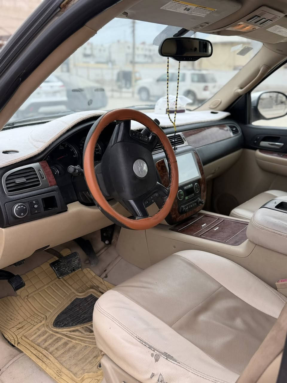 تاهومديل 2007خليجي LTZفول مواصفات رقم بصره انكليزي تحويل سنويه٢٧السياره جاهزه مكينه كير اكسل حداده جديده تخم تايرجديدبيها صبغ حزام بدون ضربه القماره مابيها صبغ مكفوله من الجفيه والكلبه والكص والعيب الشرعي السعر١٧٧وبيها مجال للشراي مكاني بصره اتصال فقط الماسنجر مايشتغل
***********
***********
