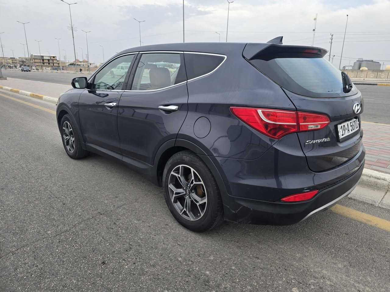 السلام عليكم سياره سنتافي موديل 2016 وارد امريكي حادثه من امريكا ثلاث قطع شاملغ وبيبن محرك كير تبريد حداديه كفاله سعر السياره 128 وبيها مجال بسيط العنوان كربلاء ورقم الهاتف***********
