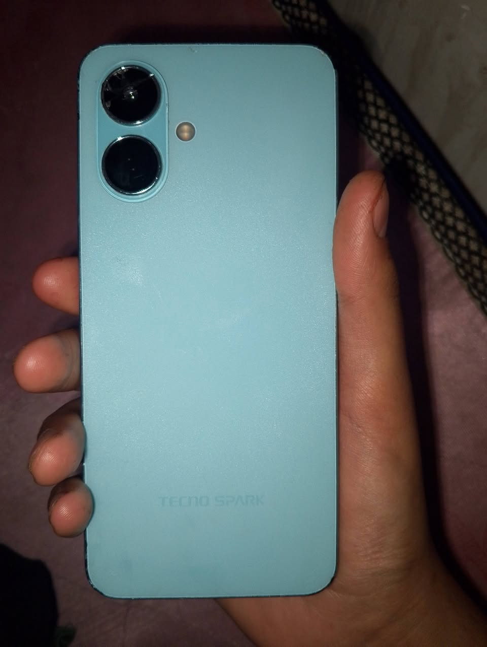 سلام عيكم جهاز مشتريه جديد بس وكع مني وصار بيه هيج مابيه اي شي لمس شغال مابيه اي تعليك وياه شاحنته وكاتونته سعره 60وبيه مجال حك جييه مكاني بغداد العامريه رقمي ***********
