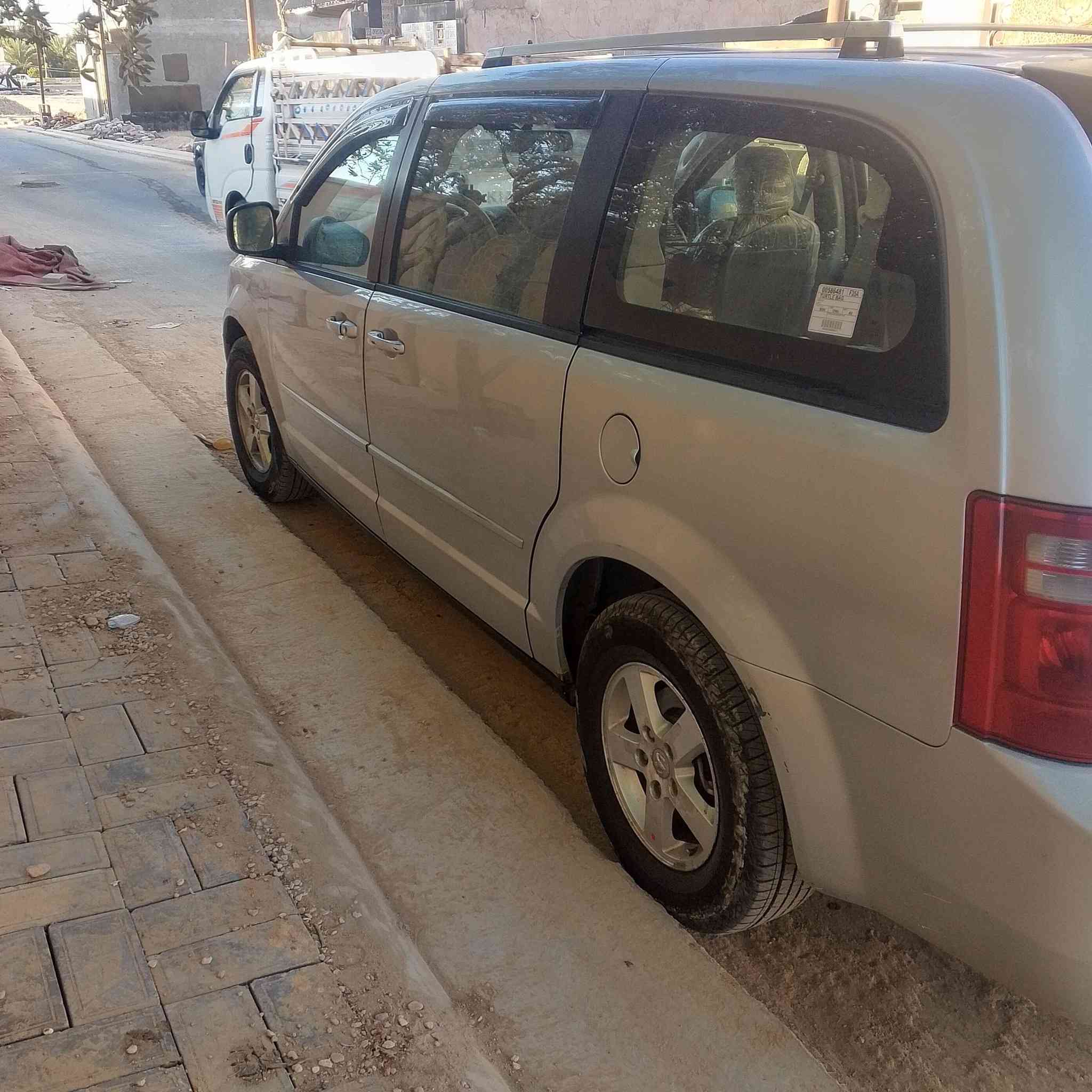 دودج كرفان 2009 بيبان كهربائي جنطه كهربائي ثلاث قطع تبريد كشنات سياحيه بلع سته جام كهربائي شاشه كبيره كامره وحساسات حداديه خير من الله تخم تاير جديد ما صار شهرين شديته هوه والكير وضفيره مكينه نضيفه حجمه 3300 سياره جاهزه كل نقص مابيه خير من الله مكاني كربلاء *********** سعر 100 ***********
