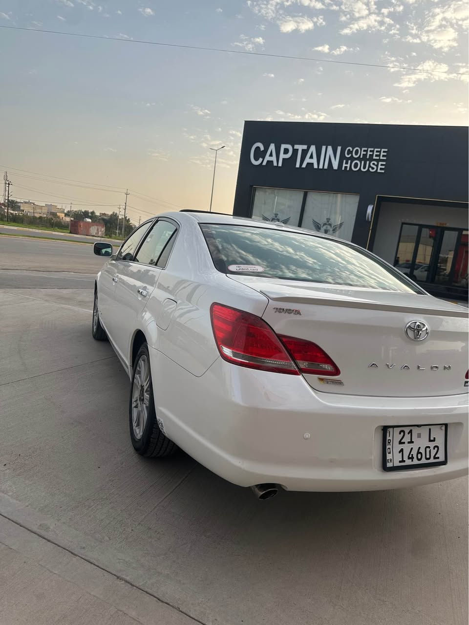 تويوتا افلون  موديل ٢٠١٠
خليجي فول مواصفات ٦بصمة كير محرك شرط مامفتوح بيها صبغ اقل من شبر بجاملغ امامي سايق بدون فتح بدون دواخل فقط صبغ 
سعر ١٤٦
***********
*********** كركوك, العراق
