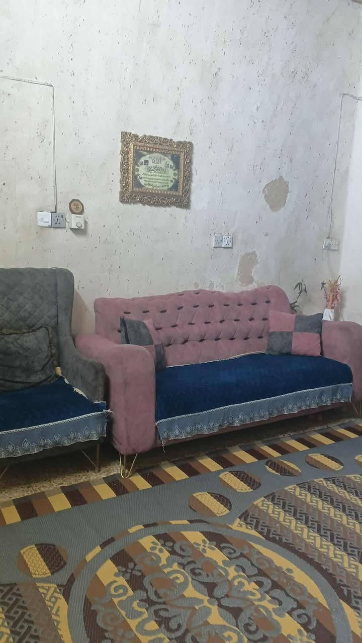 ***********
شراي يتفضل واتساب 
تخم ٨ مقاعد مابي ضرر 
السعر ١٥٠ 
عنوان بغداد الشيخ معروف
