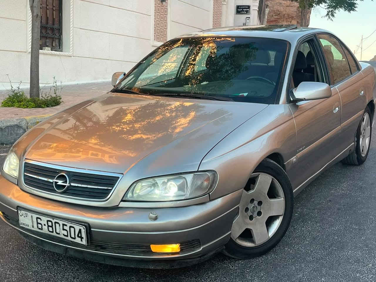 اوبل أوميغا موديل 2002 
ايلاجنس اعلى صنف 
الرقم 0791968569
السعر 2400 
أوتوماتيك 
ماتور 2200 ( قوي وقتصادي )
فتحة سقف 
فحص 
ضربة راس                ضربة راس 
قصعة                       قصعة
بدون ملاحظات 📝 
ماتور وقير نخب 
مرخصة طويل 
دهان ممتاز 
مكيف ثلاجة 
غرفة الشركة 
جنط الأصلي 
4 فردات كوشوك نظيفة 
مواصفات الكثير الكثير 
الموقع عمان


**إذا كنت صاحب هذا الإعلان وتريد حذفه لأي سبب، رجاءا أرسل رسالة إلى الدعم الفني**