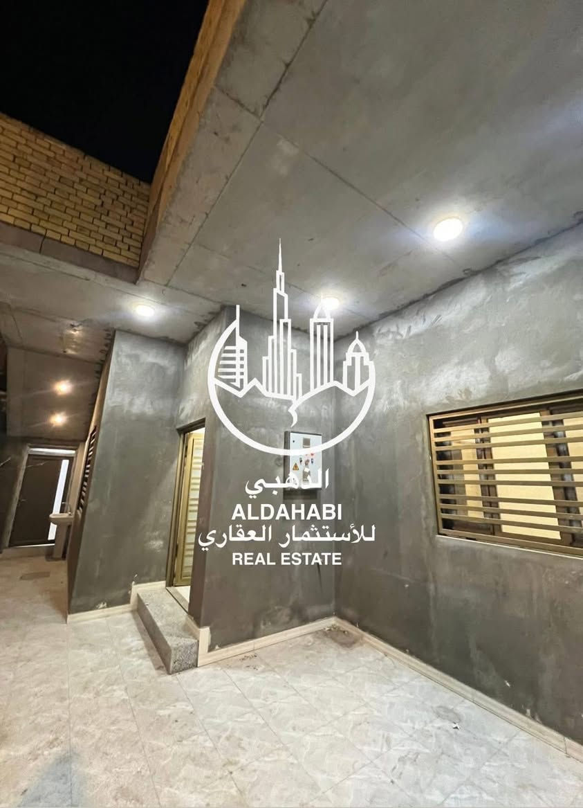 للايجــــــــــــار ✅
.
بيت للايجار في كوت الحجاج ركن مساحة 250م بناء حديث موقع ممتاز قرب الكنيسه و مجمع سبع سنابل 
.
مواصفات البيت / 
.
غرفتين منام ، صاله ، استقبال، مطبخ حار و بارد ، صحيات داخلية و خارجيه ، كراج
.
سعر الايجار 850 

#مجــــــاز_قانــــــــونيــاً
—————————————
#ملاحظه لعملائنا الكرام يتوفر لدينا عروض عقاريه بيوت للبيع والايجار في كافة مناطق محافظة البصره كذلك يتوفر لدينا بنايات تجاريه للبيع في مناطق ممتازه بوارد شهري ممتاز 
‏‌‎ للمعلومات اكثر التواصل على الرقم الموضح او زيارة
الموقع 
البصره_ شارع عام حي الزهراء _ قرب مستشفى النفط
***********
***********
