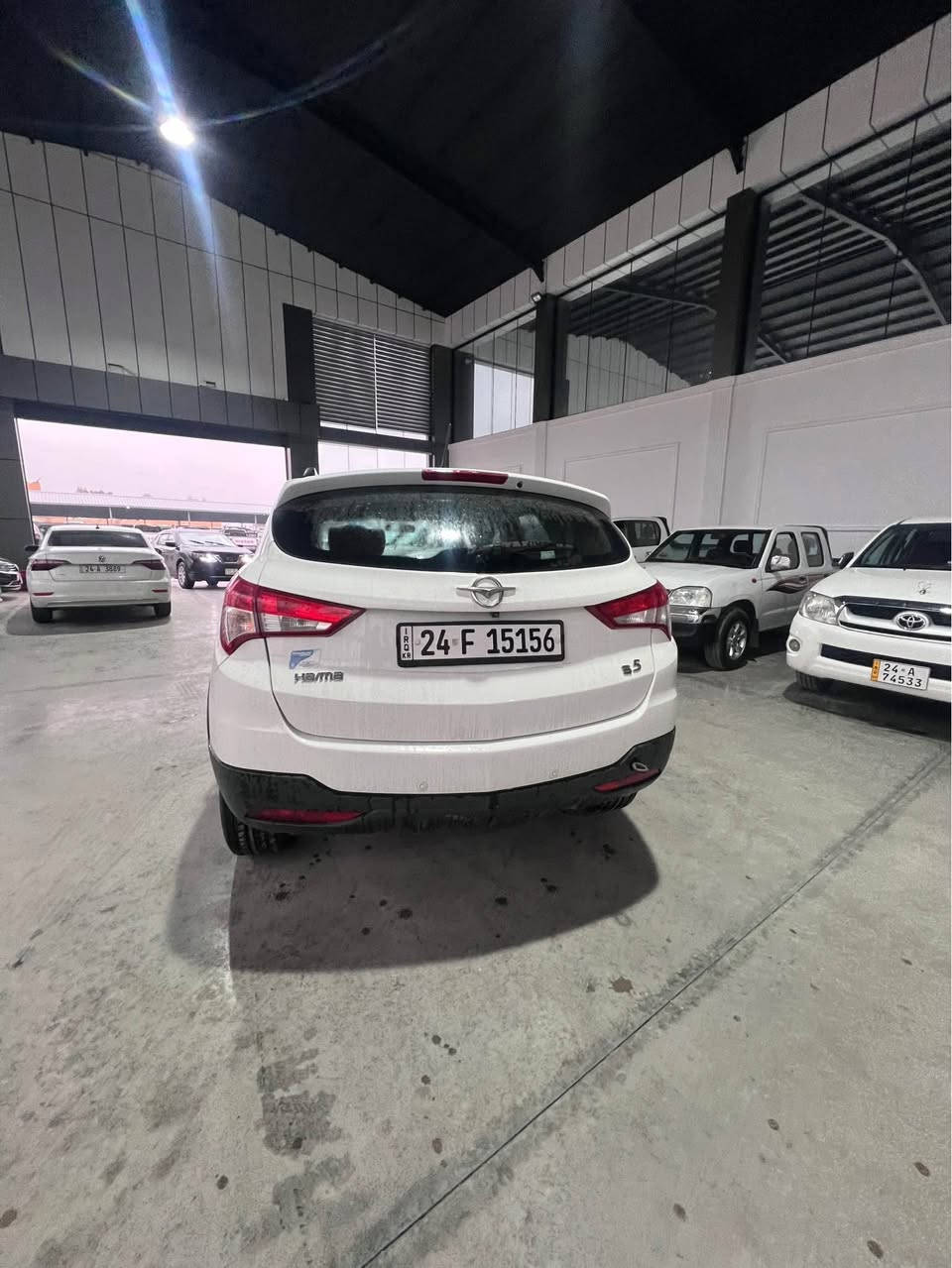 هايما موديل 2019 حجم S5 
كير ومحرك وتبريدها بشرط
سياره كلين يعني 
بدون دعم وبدون صبغ شرط
سياره رقم دهوك ورقم انكليزي
سياره رقم جديد وباسمي 
سياره تحويلها بشرط ونفس اليوم
سياره مكانها دهوك داخل دهوك 
شاشه وكاميره 
كوشن جلد 
قوديك كهربائي
تبريد مركزي
تحديد سرعه 
اكو هوايه مواصفات اخرى
سعرها ٩٩ ورقه 
*********** بيها واتس اب دهوك, العراق
