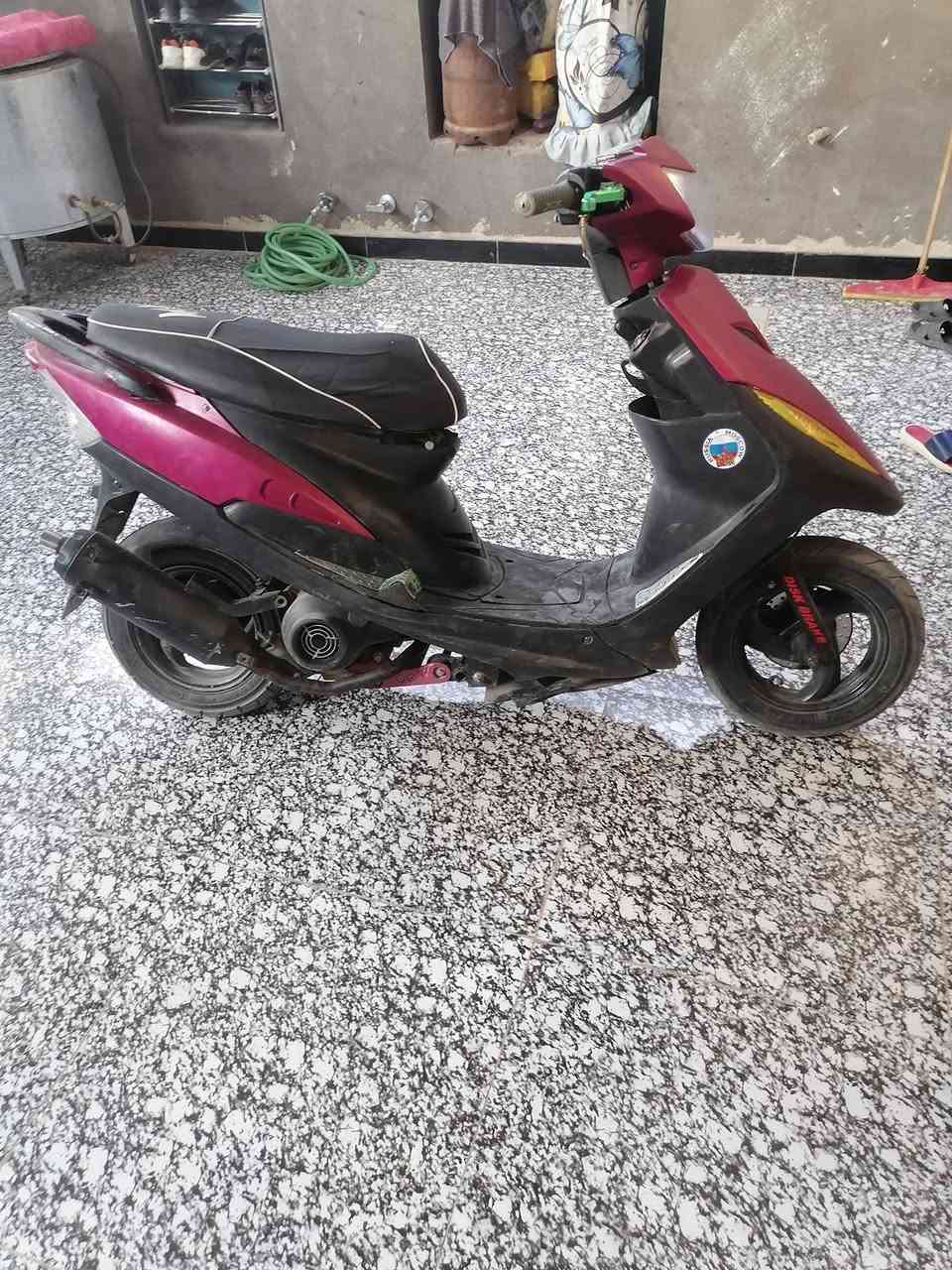 سلام عليكم ماكس عدله البيع جاهزه جديده مكان الناصريه مركز رقم ***********
