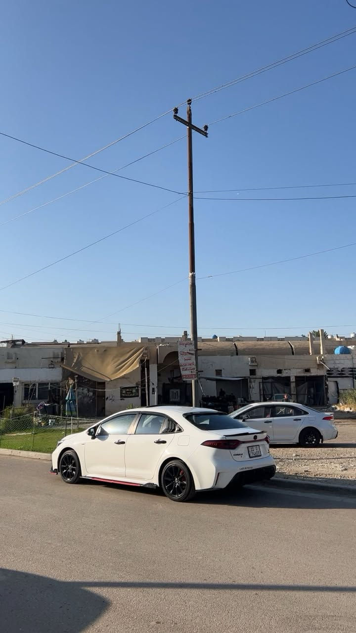 السلام عليكم للبيع كوريلا هايبرد🫀😋
موديل ٢٤ ماشيه ٤٤ الف 

رقم بغداد بسمي 

مكفوله كفاله عامه 

جواها تخم تاير جديد قبل يومين شديته 

عليها بك لايت لد ترحيب 

عليها زراعة لد داخلي ٩٩ لون 

عليها كت رياضي كامل 

السياره نضيفه 

ملاحضه بيها شخط بلدعاميه الاماميه فقط  وبعدها على وضع الشركة 

حته كتلوكات الشركه موجودات وكاعيات الشركة بعدهن بلجيس 

مكاني السيديه 
سعر ١٦٠ قفل 

***********
