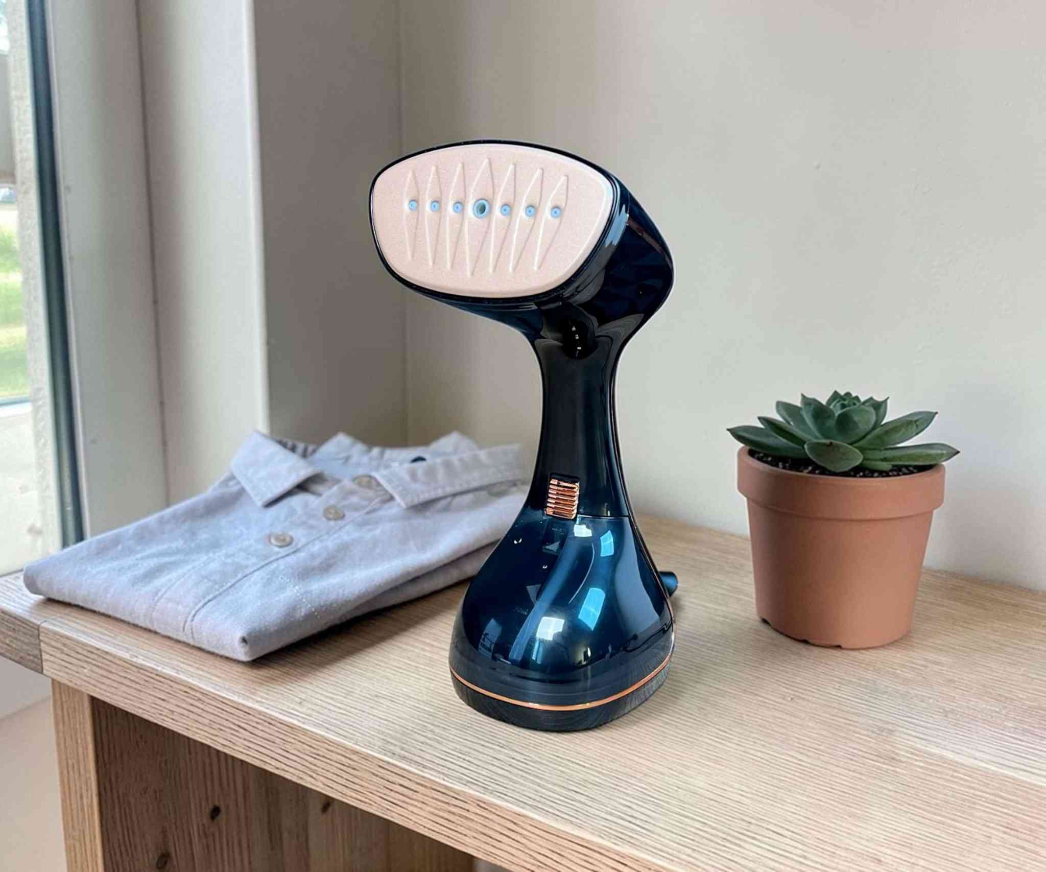 مكواة البخار اليدوية من امبليوم تخليك تكوي ملابسك خلال ثواني!

بخار قوي يزيل التجاعيد بسرعة ويعطي ملابسك مظهر أنيق.

مناسبة للبيت والسفر وحتى الاستخدام السريع قبل الخروج.

خفيفة وسهلة الاستخدام مع شاشة تحكم رقمية.

تعمل بقوة عالية وتوزع البخار بشكل متساوٍ على القماش.

حل عملي لكل شخص يريد ملابس مرتبة بدون تعب.

جربها الآن وشوف الفرق بنفسك!

بسعر 55000
 ارسل خاص


**إذا كنت صاحب هذا الإعلان وتريد حذفه لأي سبب، رجاءا أرسل رسالة إلى الدعم الفني**