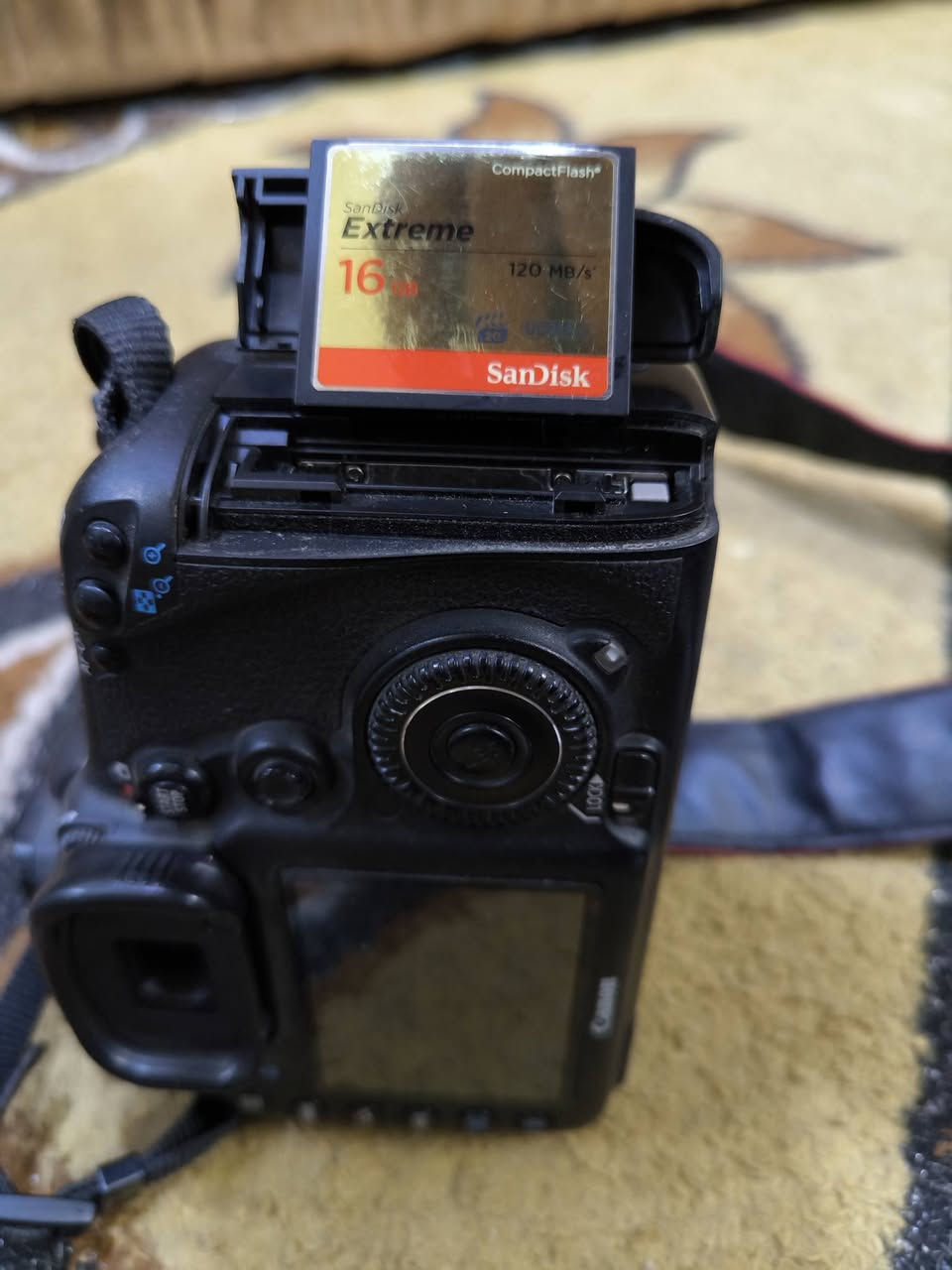 سلام عليكم كامره كانون 7D للبيع شاحنه ورام 16 خلي سعرك باليرضي الله عجبني ابيع مكاني بغداد _ الكاظمية أو ساحة عدن


**إذا كنت صاحب هذا الإعلان وتريد حذفه لأي سبب، رجاءا أرسل رسالة إلى الدعم الفني**