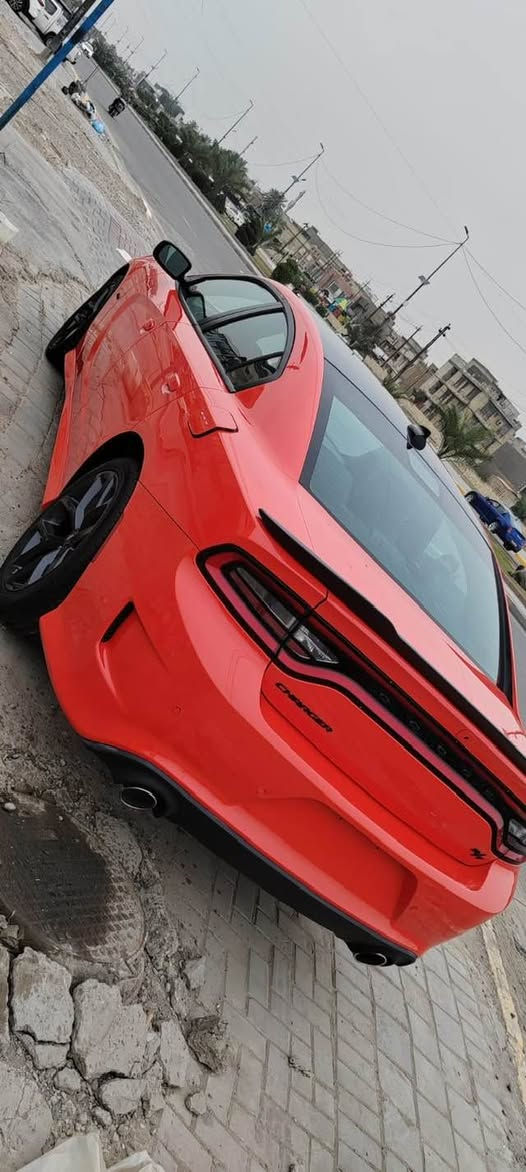 جارجر ار تي ٢٣ موديل اخر اصدار  وارد امريكي حادثه لهبت نار بس القماره والكشنات بدلتله غرفه كامله وصبغت القماره فقط والباقي مكفول كفاله عامه ماشيه ١٤ الف وقابل لزياده سياره زيرو جديده اب كل معنه من حداديه من كهرباىيات على حطت الشركه ما مفتوح بيه برغي السعر ٢٥٠ قابل لتفاوظ السياره منفيس دخول جديد *********** الشراي يتصل وانه خادم لجميع
