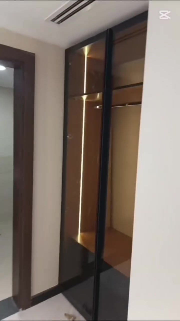 فني كهربائي Hussam 
***********
