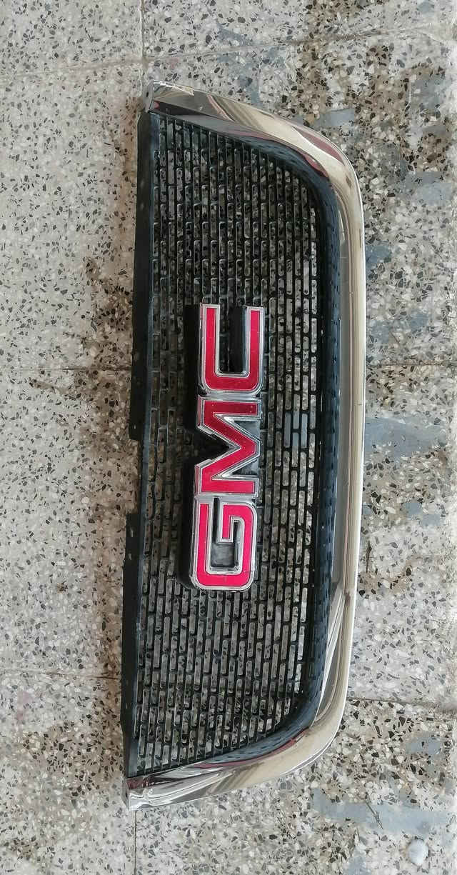 سلام عليكم  بنيد اكاديا 2012+دعامية امامي+دعامية خلفي+ شباك+ القطع الفوق الدعامية الخلفية للبيع تواصل 
***********
