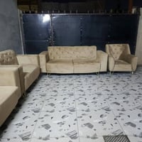 قنفات للبيع • كنب • قنفة • صالون • طخم قنفات • أثاث منزلي • قنفات نظيف...