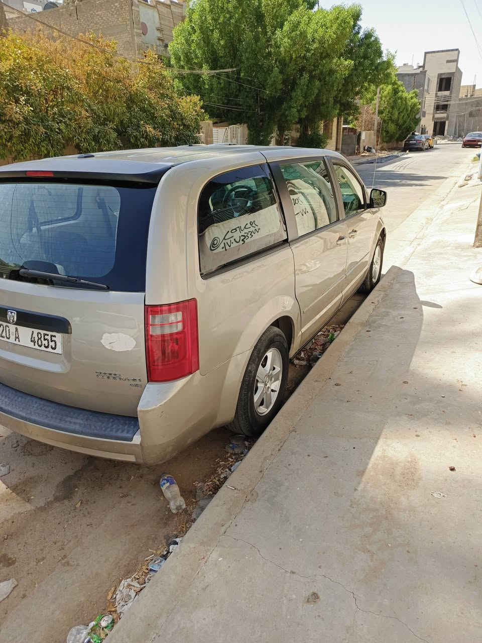 دوج كرفان موديل 2009... سياره وارد امريكي بدون ضربه .. تبريد تدفئه مكينه اكسل كير مكفول مكفول .... صدر امامي خلفي جديد .. تايرات تخم جديد ... باتري جديد .. كشنات بلع .. رقم ديالى تحويل ثاني يوم بسمي ... مكاني بغداد ... الرقم ***********... السعر 110
