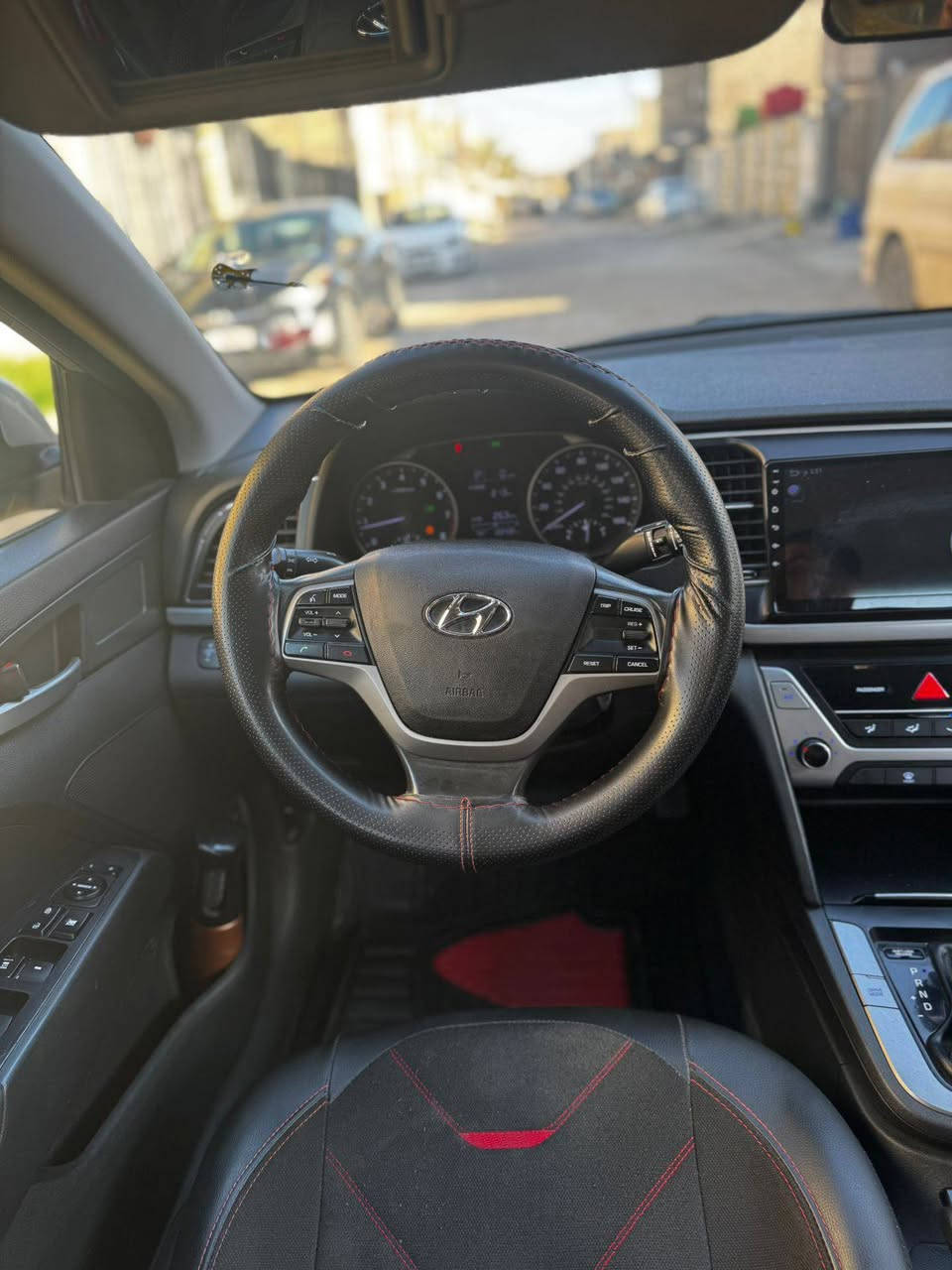 سلام عليكم النتره 2018 وارد امريكا مكفوله من الصبغ والتبديل ليبل واحد حته الدعاميات مكينه كير تبريد صدر جاهزه السياره كلهة المكان البياع الري السعر 126 وبيهة مجال قليل وذا اكو مراوس حسب القناعه الرقم ***********
