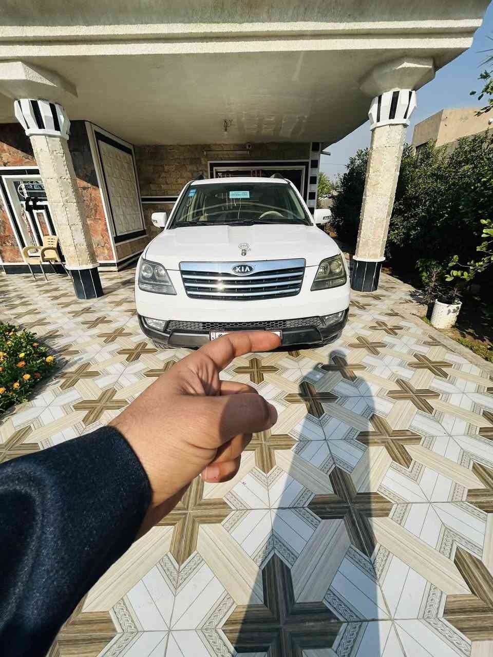 كيا موهافي للبيع موديل 2013 سيارة جاهزه ونضيف وحلوة السونار مثل ماواضح جدامك
رقم بغداد الماني دولي 
السيارة بأسمي 
السيارة مضيفة ومتعوب عليها 
صدر حدادية تخم تايرات نضيف
تحويل مباشر احولك 
صدر امامي خلفي نضيف 95‎%‎
السيارة فتحه بالسقف 
شاشه +تبريد 6 قطع +7 راكب 
تبريد تدفئه سيارة حلوة ونضيفه جداً 
مابيها لا صبغ لا ضربه السونار أمامك السعر 150 وبيها مجال 
***********
