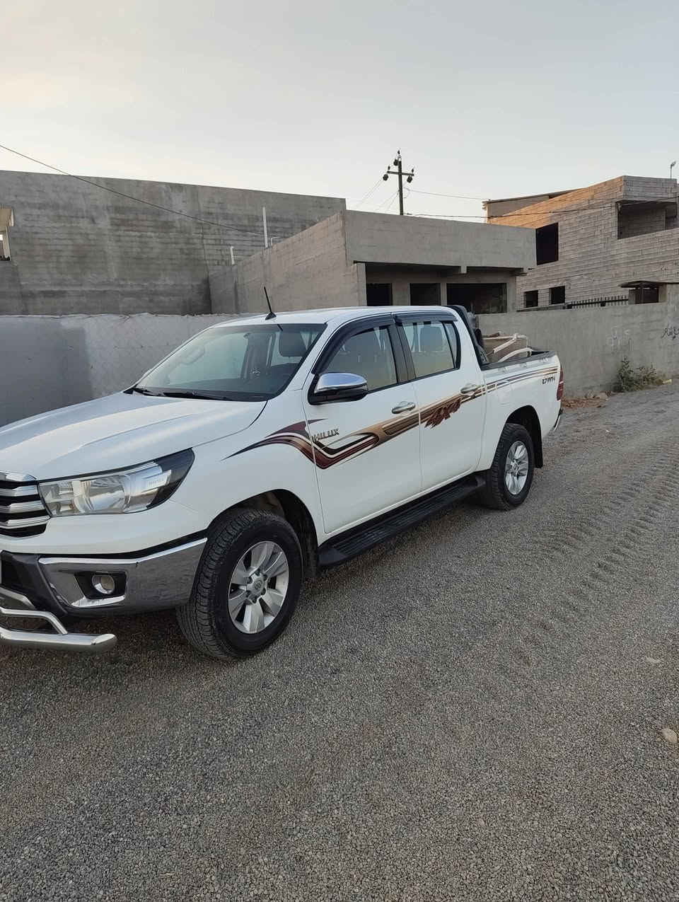 Toyota Hilux 2020

دەبل ئەکسل 4 پستن سەیارەکی جوانە لەسەر
 دەقی شەریکەیە   سەید نهرۆ  km168 رۆیشتیە گێر مەکینە هەمووگیانی بەشەرتە
  سبوخی نیە لێدانی نیە رەقەم سەنەوی نوێیە 
سێ جێی قەلەم کاریە باقی هیچی نیە

277$ وەرەقە 

***********
*********** أربيل, العراق
