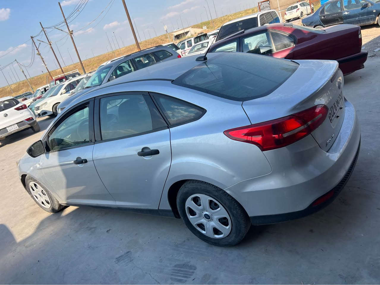 Ford focus
سڵاو جەمەحات فۆڕد فۆکس ٢ پارچەی بۆیاغە بێ داخیلی مۆدیل 2018 ڕەقەموو سەنەوی تا 2027 نوێیە سەحری 82 وەرەقەو مەحمەلە ژمارەی مۆبایل*********** أربيل, العراق
