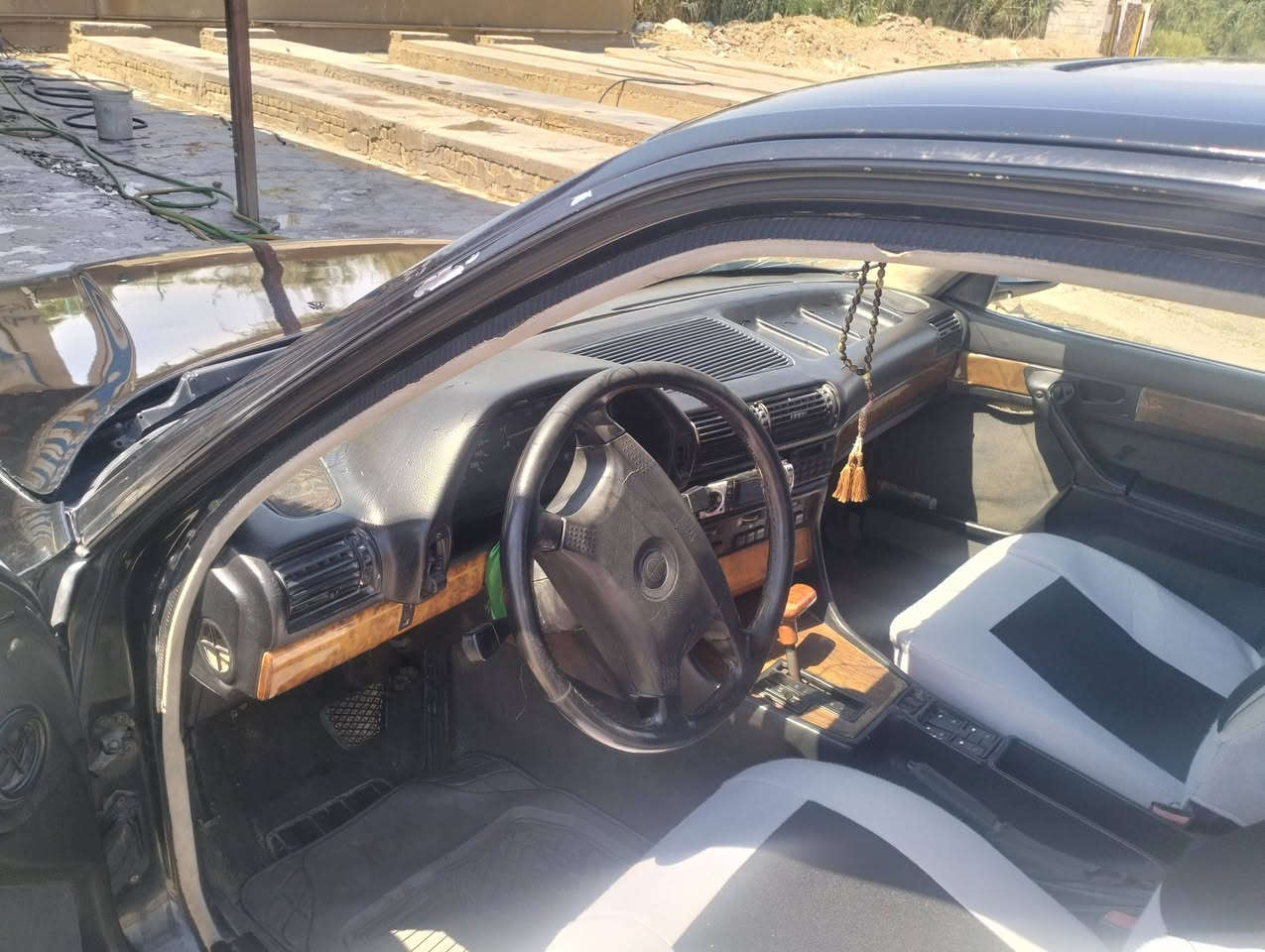 ي ام 730موديل 91 مكينه وكير بلادمكفولات حداديه 80بلميه تبريد منضومه جديدي ثلج تخم تاير كهربائيات شغاله سياره مكفوله من الضربه والعيب الشرعي فقط صبغ رش جماليه سنتر لوك بلاد جام اوتو رقم انبار مشر وع وطني مصفره غرامات مداور شرط السياره السعر 42وبيهه مجال حك الجيه عنوان ذي قار قضاء الفجر 
***********
