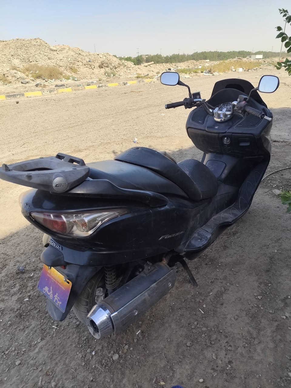 09عميه بلاد بيهه ضربه بالكفر الامامي غير موضح بصوره تفاصيل خاص وسعر مناسب


**إذا كنت صاحب هذا الإعلان وتريد حذفه لأي سبب، رجاءا أرسل رسالة إلى الدعم الفني**