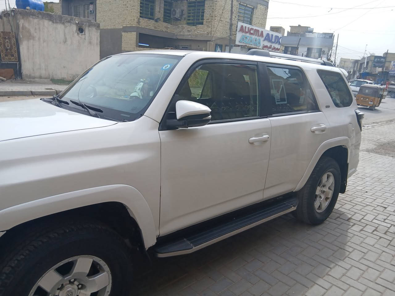 السلام عليكم 
تويوتا فورنر 2019
المكان بغداد 
السياره بسمي 
ماشيه ٧٠
الاستفسار ***********
