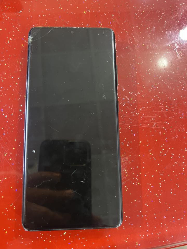 شاشه s21 الترا تفصيخ اصليه فقط بي هذا الضرر لمس شغال فول ما بيه اي خربطه السعر خاص
مكاني بغداد الدوره


**إذا كنت صاحب هذا الإعلان وتريد حذفه لأي سبب، رجاءا أرسل رسالة إلى الدعم الفني**