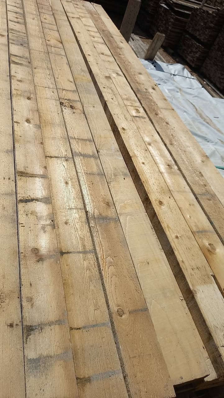 للبيع لوح وسير  روسي تارس العنوان بابل الكفل للإستفسار  *********** او ***********
