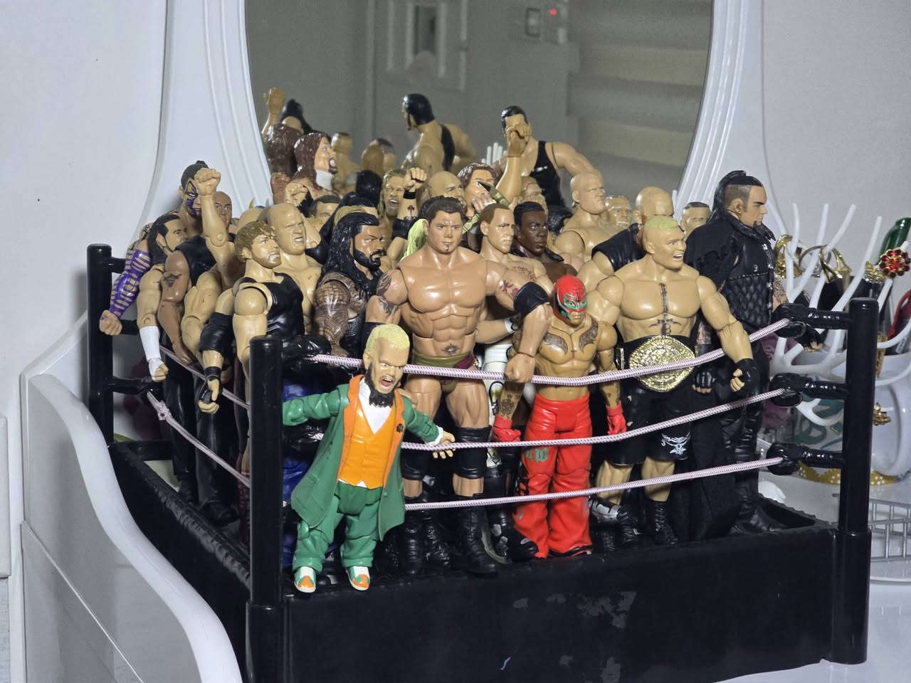 هؤلاء المصارعون معروضون ​​للبيع. تُباع هذه القطع بشكل منفصل في مجموعات. لا تُباع منفردة.


**إذا كنت صاحب هذا الإعلان وتريد حذفه لأي سبب، رجاءا أرسل رسالة إلى الدعم الفني**