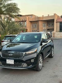 من رخصةً الادمن كيا سورنتو 2019 وارد امريكي   فئة SXL اعلى فئة فول موا...