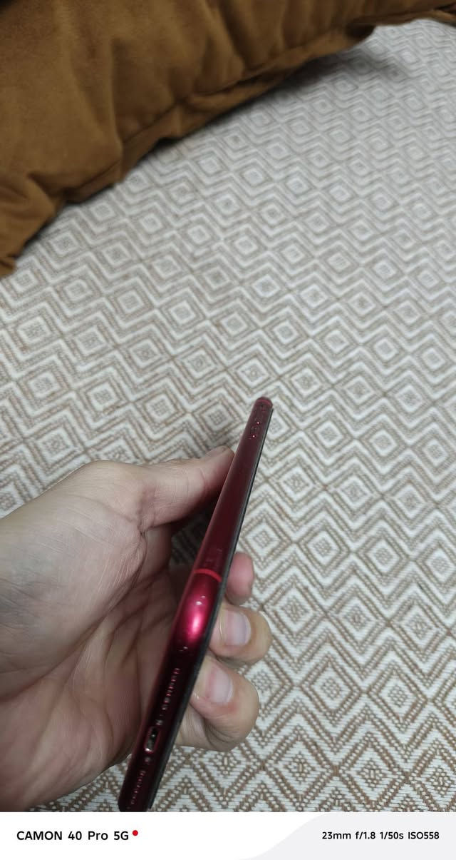 السلام عليكم ايفون ١١عادي للبيع ذ١٢٨ب٧٧ن m لجهاز وتر نضيف مال بيت فقط سماعته ناصيه ب٢٤٠  بي مجال مكاني بغداد رقمي ***********
